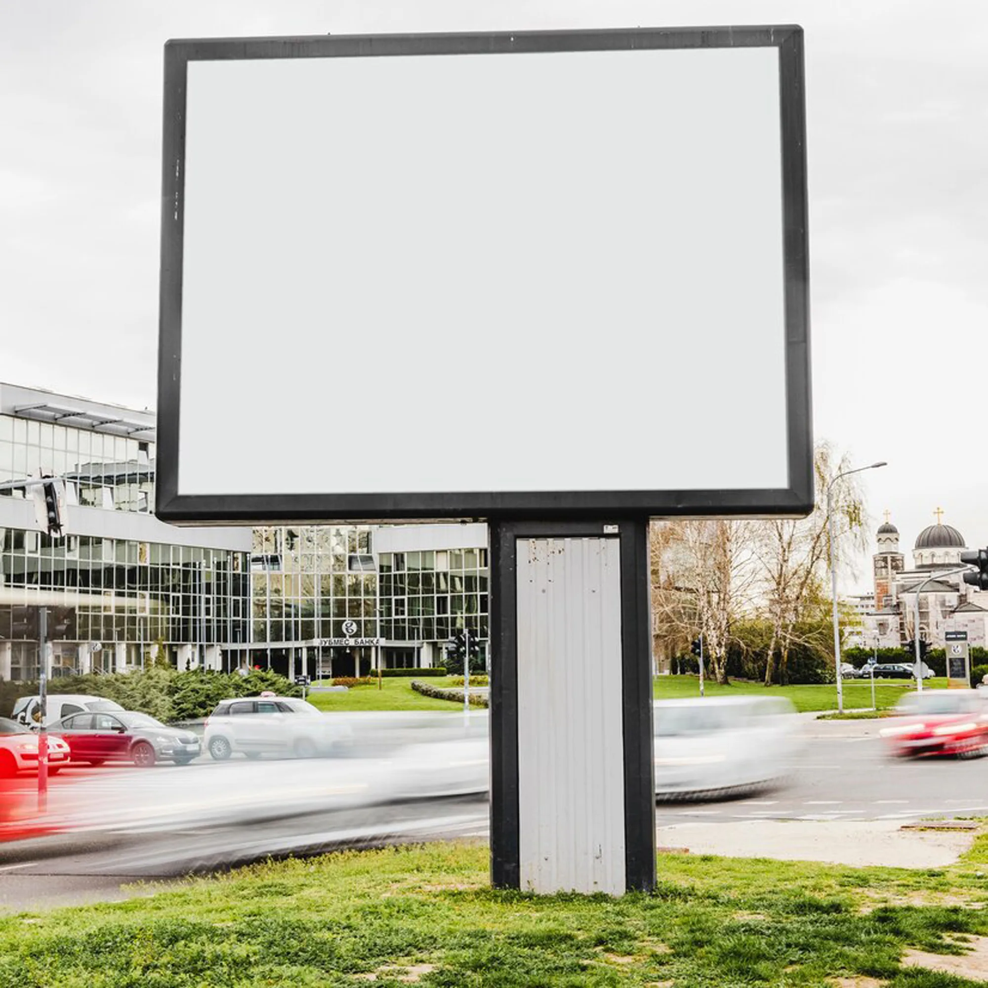 PR Ajansları ile Açık Hava Reklamcılığı: Markalar İçin Yeni Bir Çağ 2 açık hava reklamcılığı