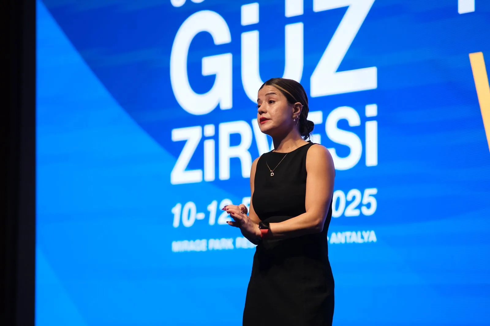 Genç Liderlik Zirvesi Antalya'yı Salladı 4 Genç Liderlik Zirvesi Antalya'yı Salladı