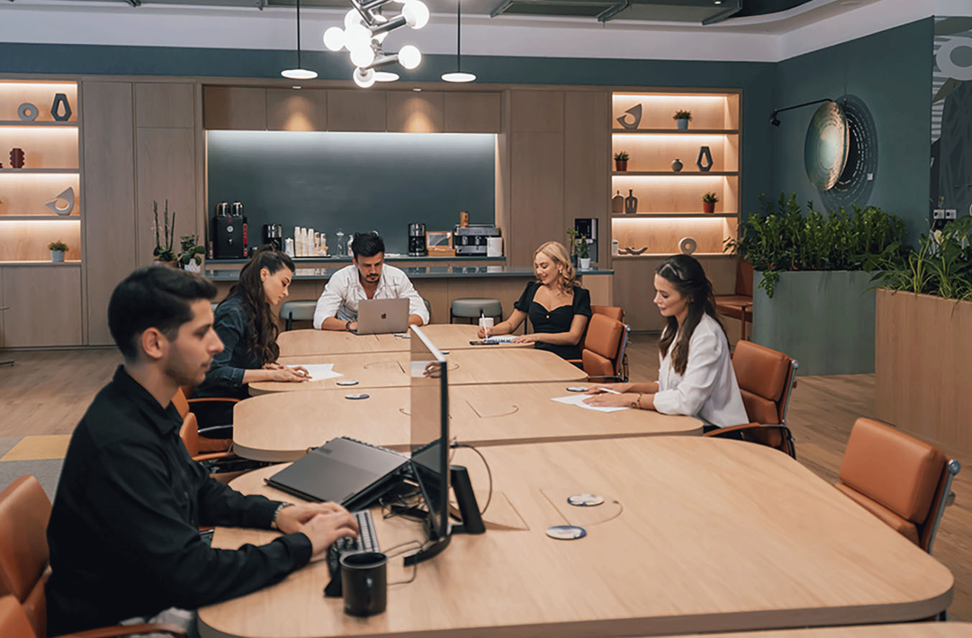 PR Ajansı Nedir? Marka İletişiminde Stratejik Yönetimin Merkezi